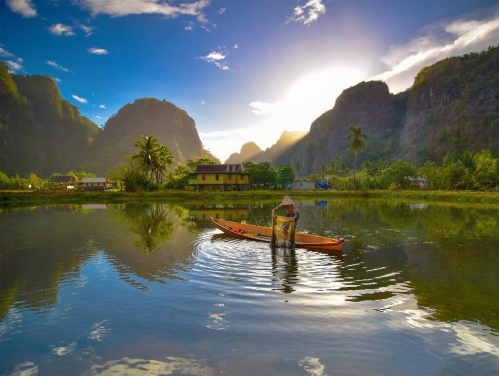 Desa Wisata Rammang-rammang